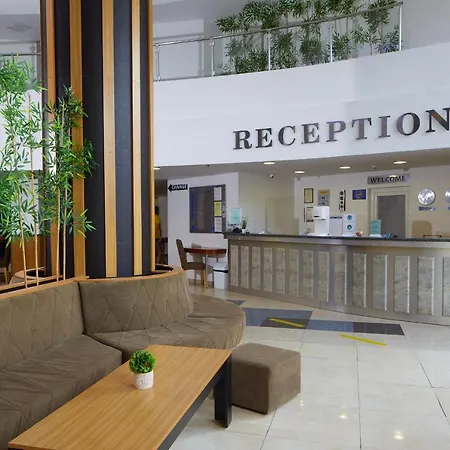 Hotel Fiesta M & Marlin