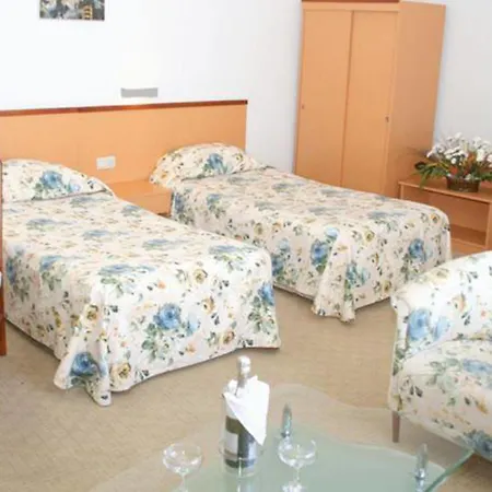 Fiesta M & Marlin Hotel 4*