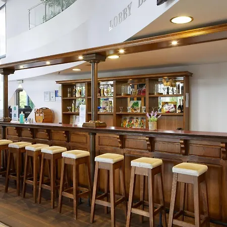 Fiesta M & Marlin 4* サニービーチ