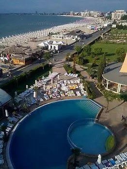 Fiesta M & Marlin فندق 4*